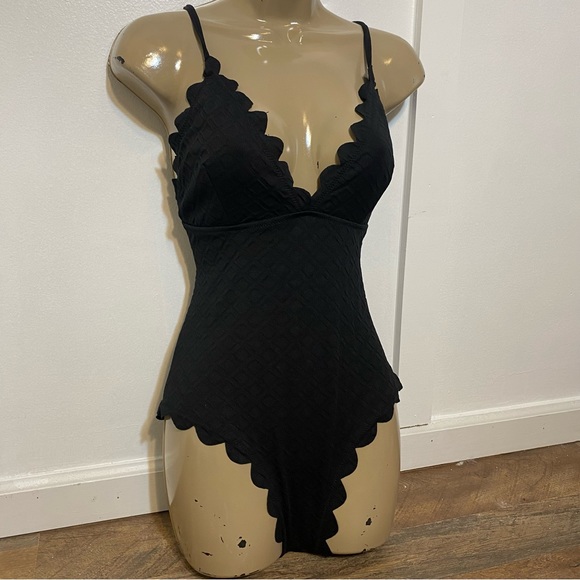 NWT Cupshe • Black swimsuit - Picture 2 of 6